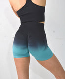 Splash Seamless Scrunch Shorts - Teal